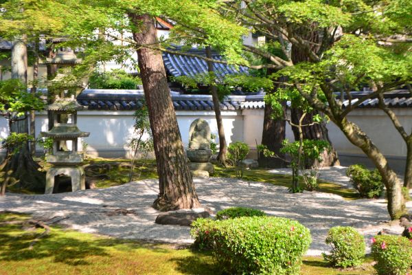 Zen Garden Landscaping in Brentwood