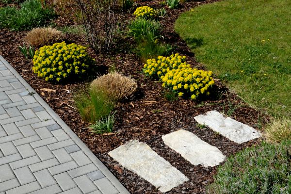 Garden Mulch Installation in Brentwood
