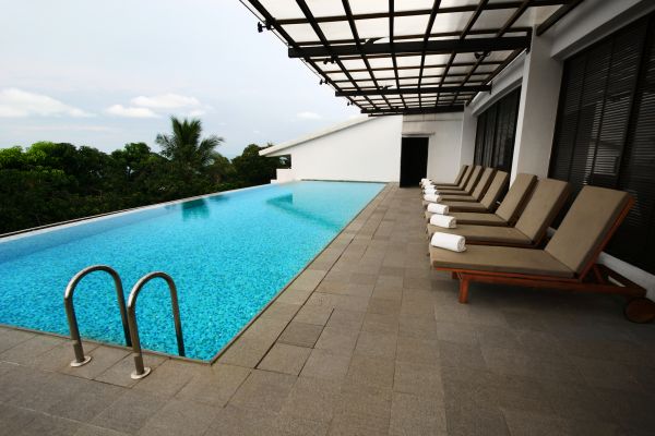 Pool Patio Landscaping in Brentwood