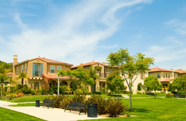 Community Landscaping in Brentwood